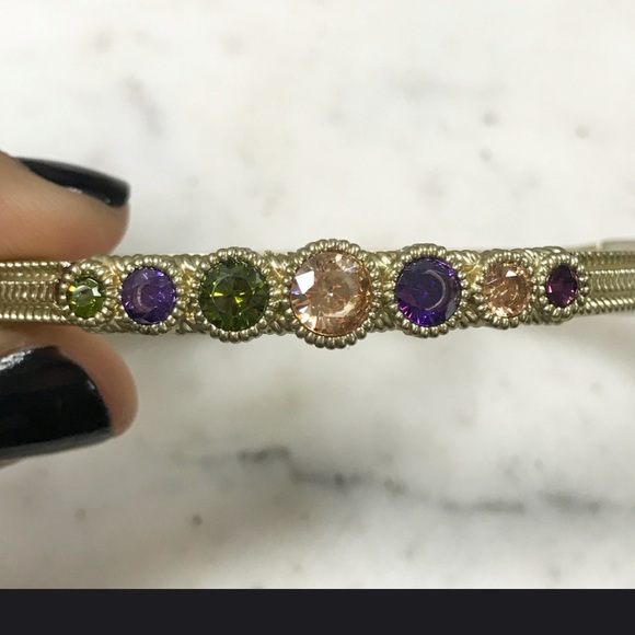 Matte Bangle with Multicolor Cubic Zirconia Station-Boutique - Picture 4 of 5